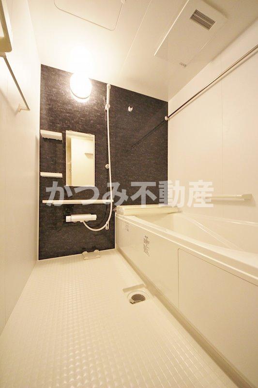 バス・シャワールーム　別部屋参考写真