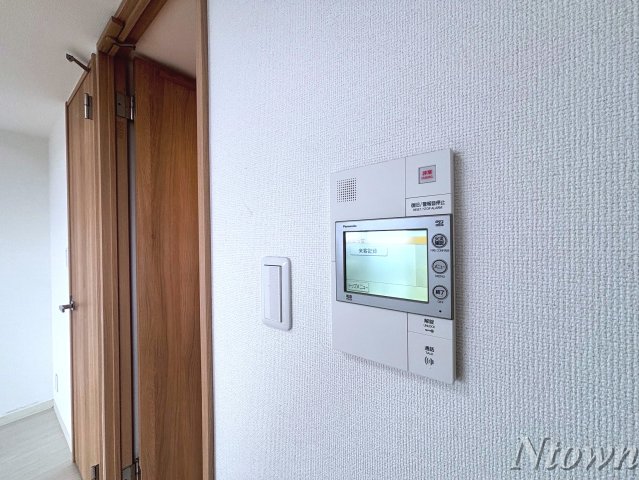 セキュリティ　モニター付きインターホンです