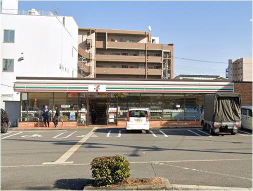コンビニ　セブンイレブン 東大阪菱江3丁目店（コンビニ）まで1028m