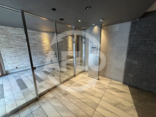 ロビー　スワンズシティ大阪EAST　ロビー