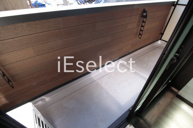 バルコニー　お洗濯物はこちらで