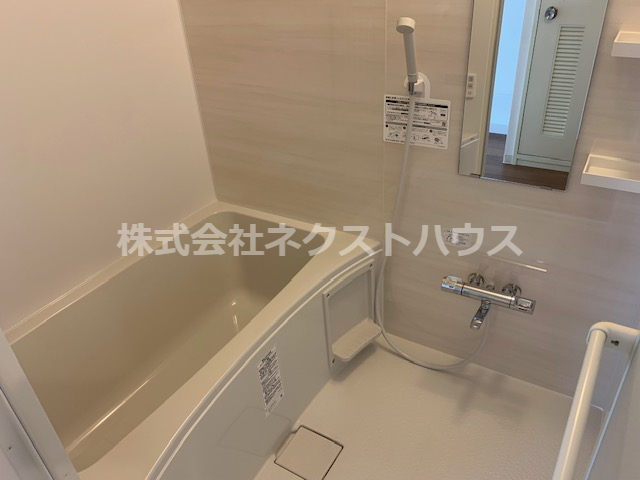 バス・シャワールーム　別部屋参考写真です