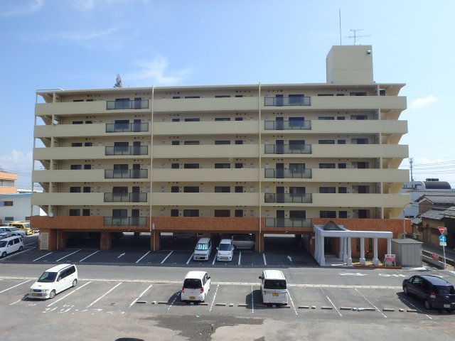建物外観　ネクスト倉田（岡山市中区倉田）RC賃貸マンション