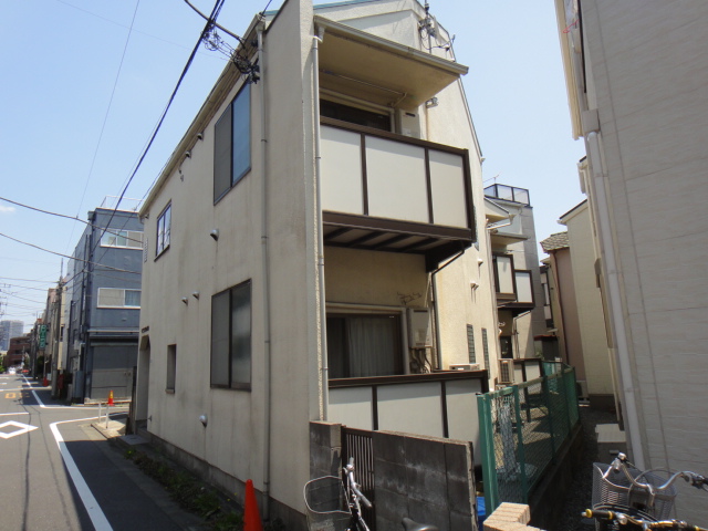 建物外観　上目黒に聳え立つモダンな邸宅◎