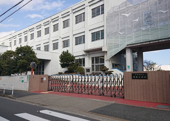 小学校　名古屋市立道徳小学校（小学校）まで448m