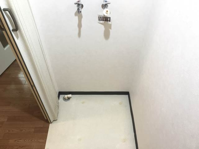 洗面設備　洗濯機置場