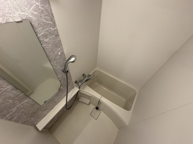 バス・シャワールーム　お風呂です