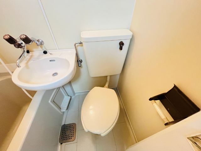 トイレ　別部屋参考写真