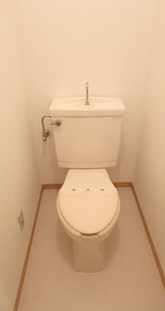 トイレ　※同物件、別部屋になります。