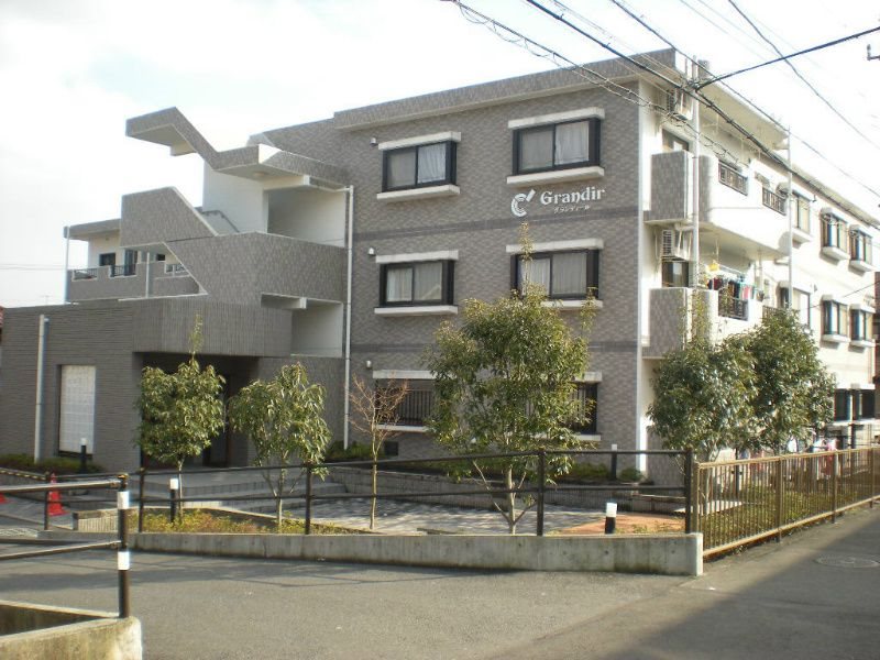 建物外観　更新料なしのRC造マンション！