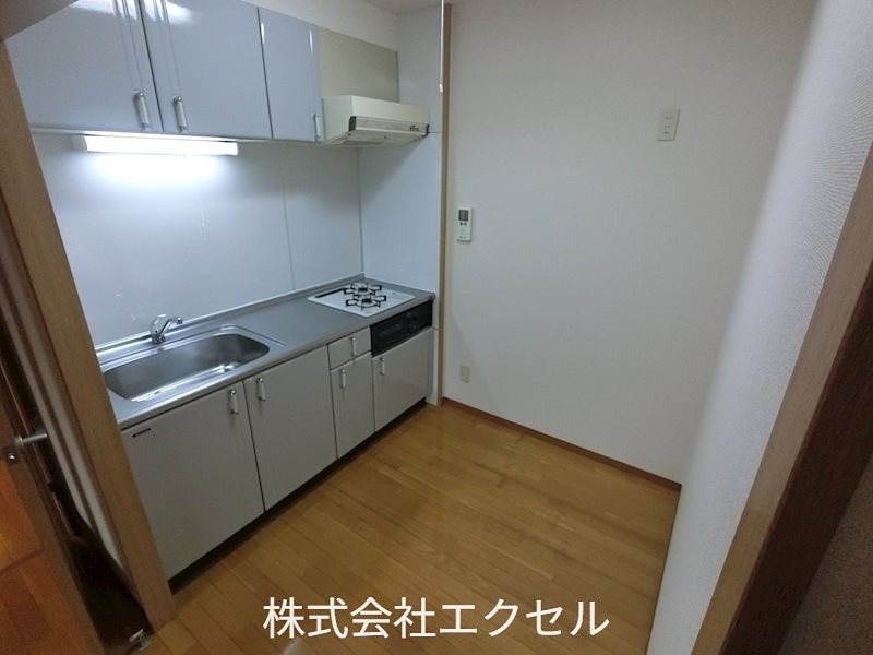 キッチン　グリル付き２口コンロシステムキッチン