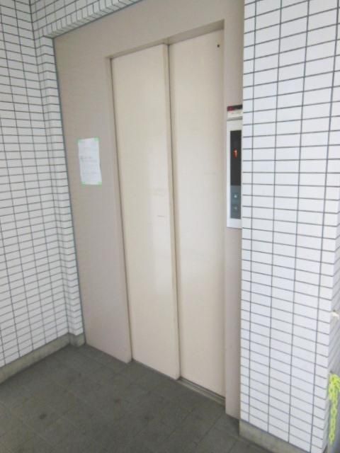 エントランス　☆エレベータ☆