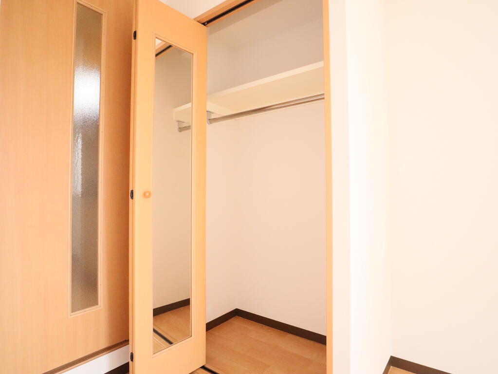 収納　クローゼット