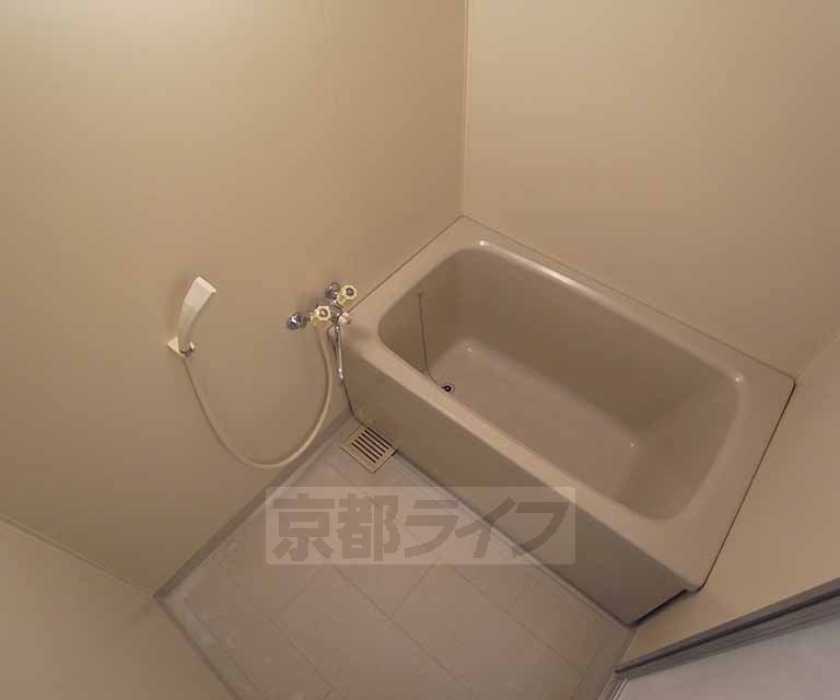 バス・シャワールーム　お風呂も広々です