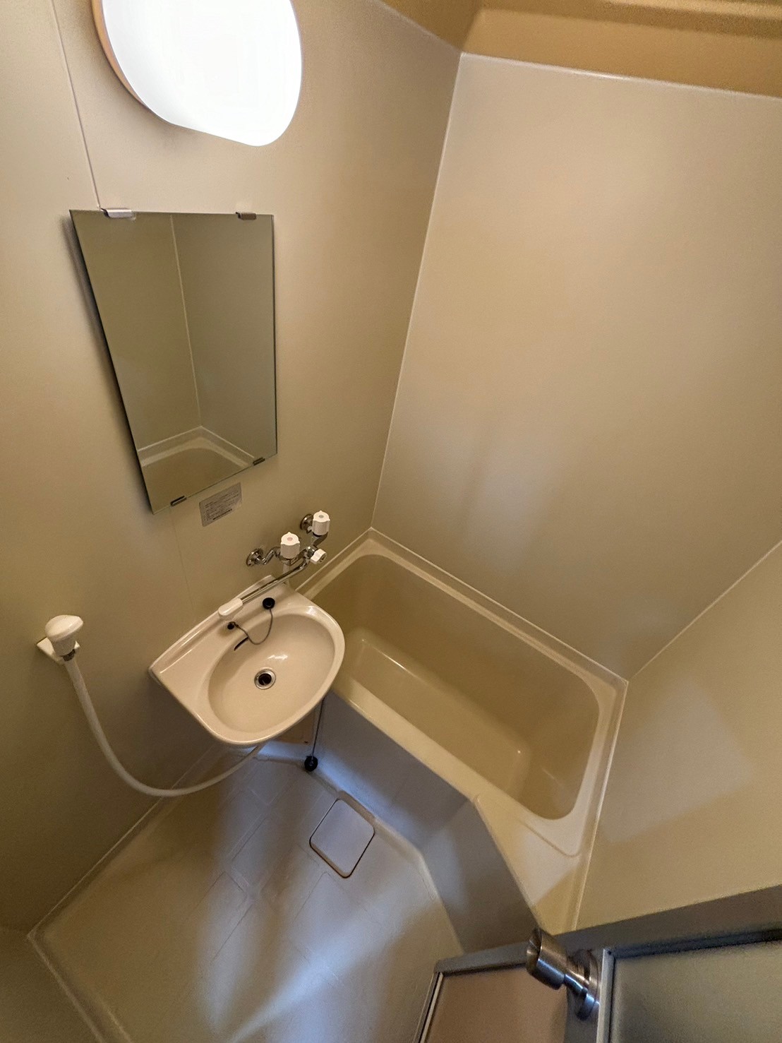 バス・シャワールーム　同タイプのお部屋です。