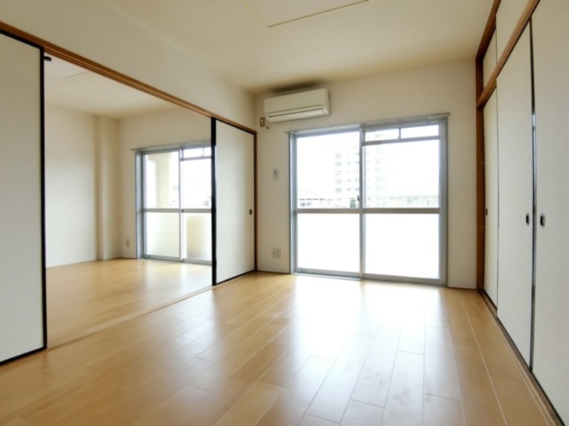居室・リビング　図面と現状に相違がある場合には現状を優先