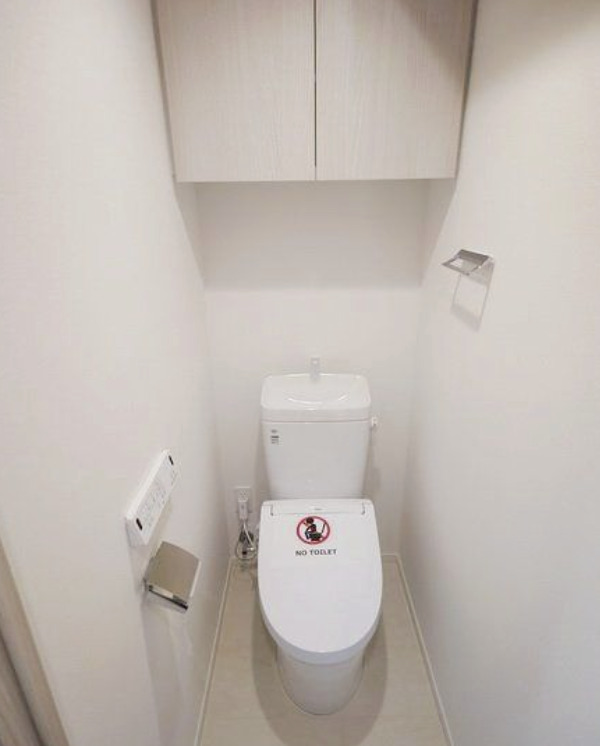 トイレ　シンプルで使いやすいトイレです