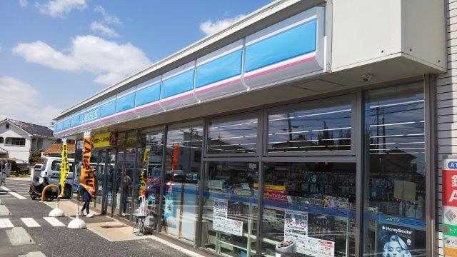 コンビニ　ローソン 総社真壁（コンビニ）まで414m