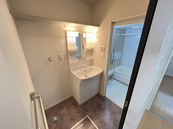 洗面設備　※別部屋の写真です