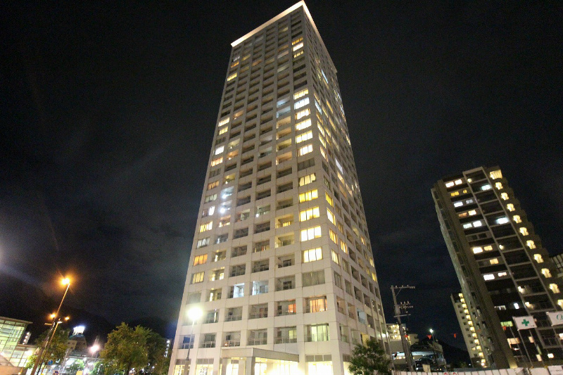 建物外観　門司駅前のみんなの憧れ ”タワーマンション” です。