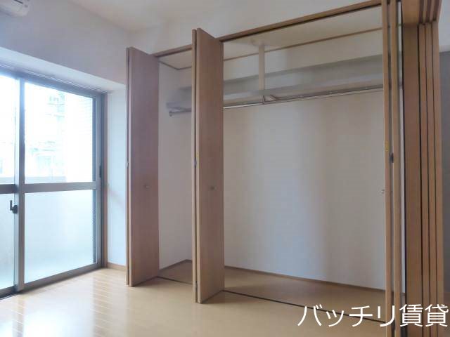 収納　別号室の為、現状優先