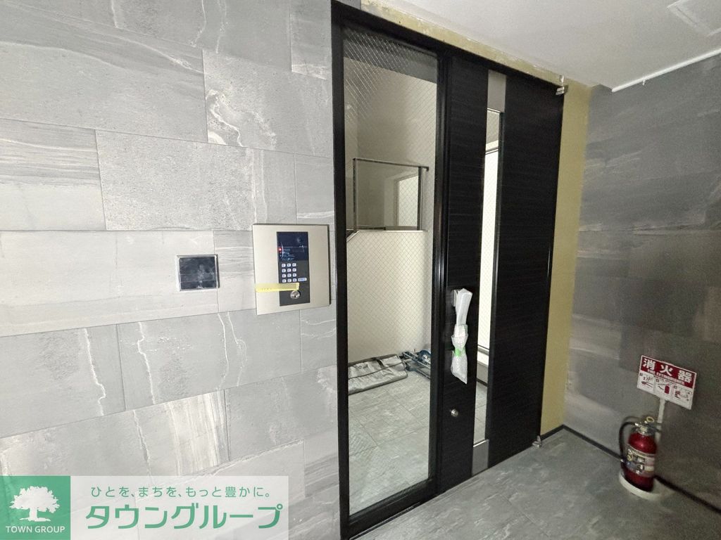 エントランス　★お部屋探しはタウンハウジング稲田堤店まで★