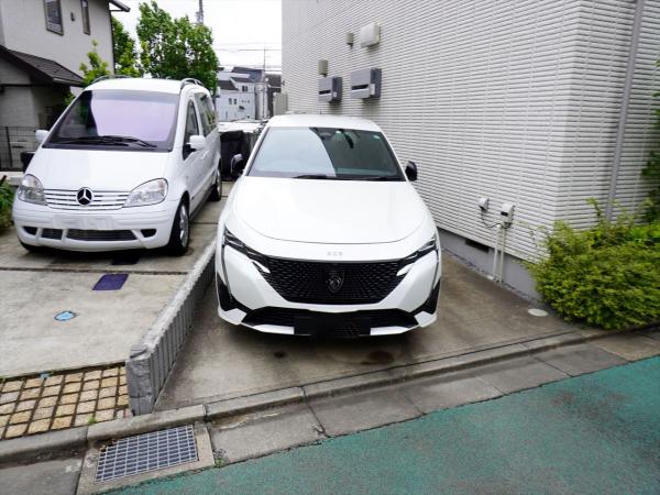 駐車場　駐車場