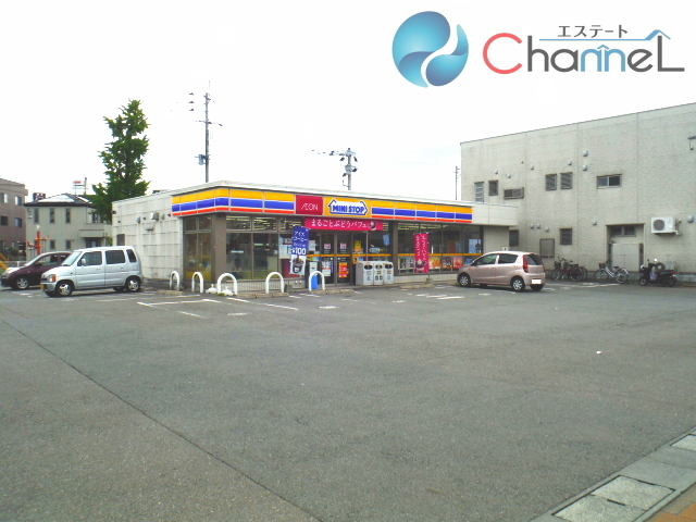 コンビニ　ミニストップ久留米花畑駅前店（コンビニ）まで993m