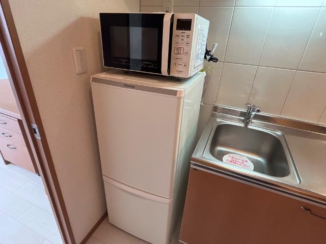 キッチン　冷蔵庫・電子レンジ