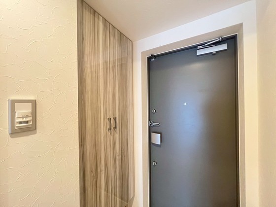 玄関　※別部屋の写真です