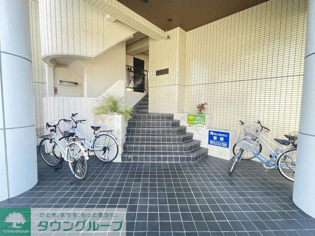 エントランス　庭