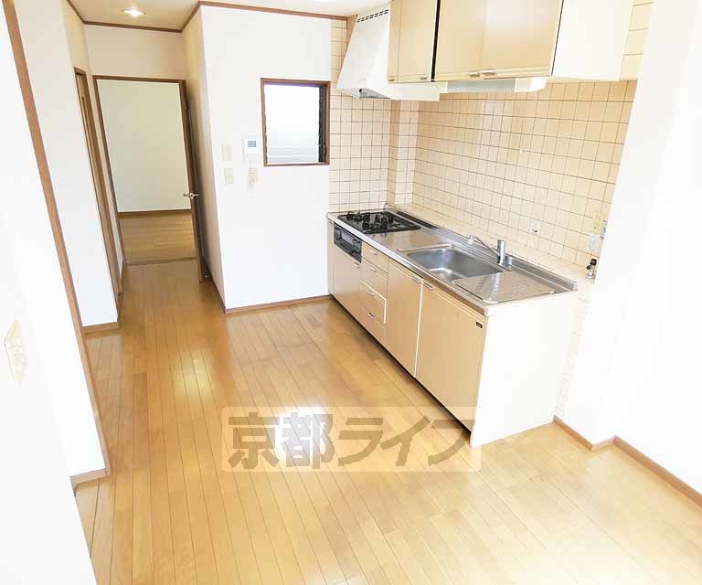 居室・リビング　綺麗なお部屋です。