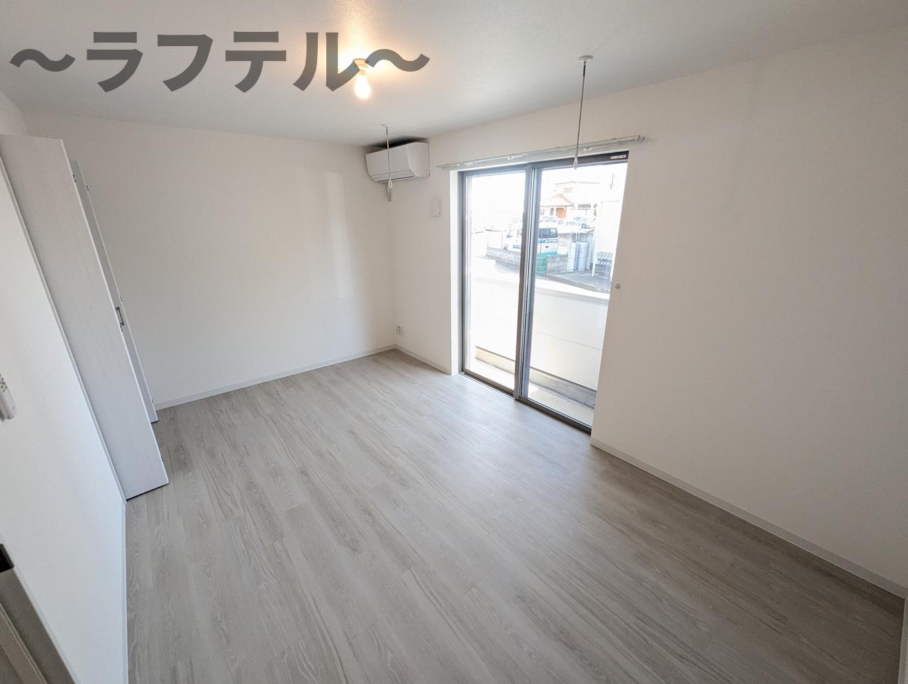 居室・リビング　同メーカー施工　別部屋イメージ写真