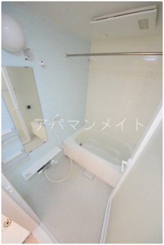 バス・シャワールーム　お風呂で日々の疲れを落としましょう