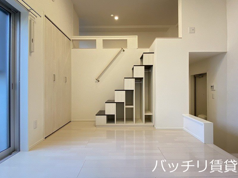 居室・リビング　画像は別号室タイプの為、現状を優先致します。