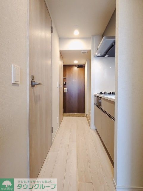 玄関　※写真は同タイプ住戸です。