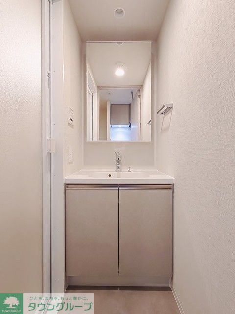 洗面設備　※写真は同タイプ住戸です。