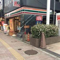 コンビニ　セブンイレブン高田馬場2丁目店（コンビニ）まで39m