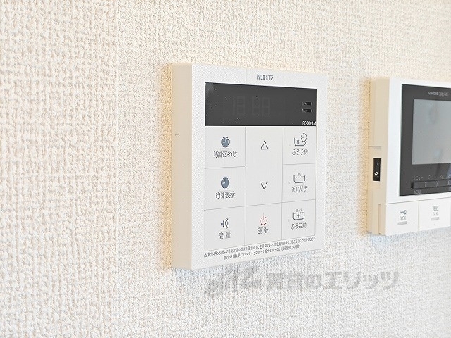 その他設備　給湯器リモコン