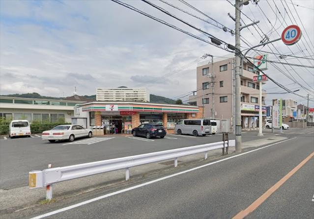 コンビニ　セブンイレブン可知5丁目店（コンビニ）まで326m