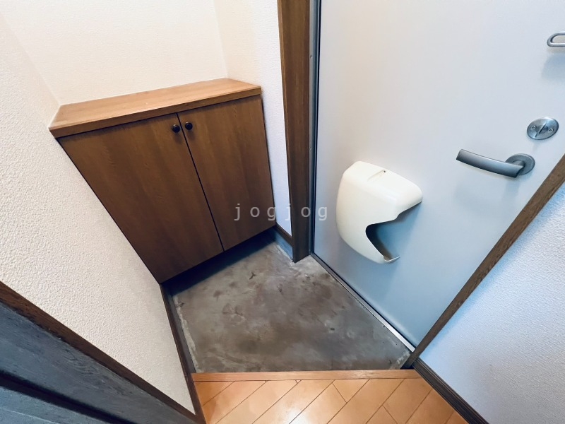 玄関　ゆったりとした玄関です。