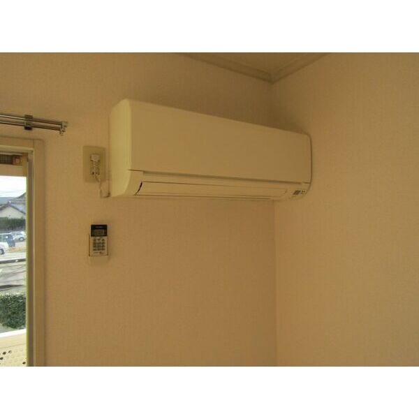 その他　エアコン2.2kw