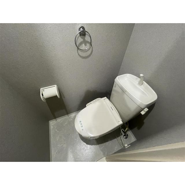 トイレ　清潔感のあるトイレです