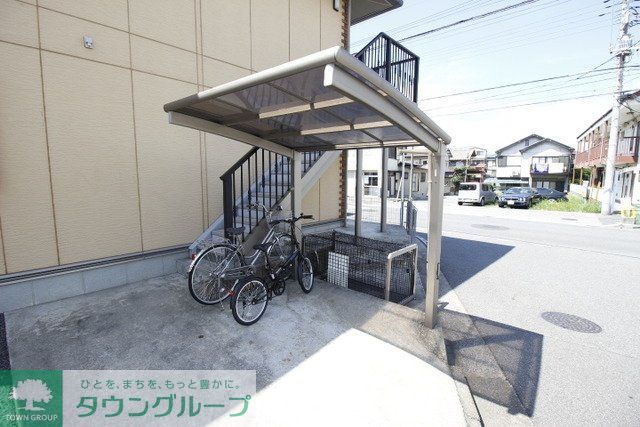 その他共有部分　屋根付き駐輪場