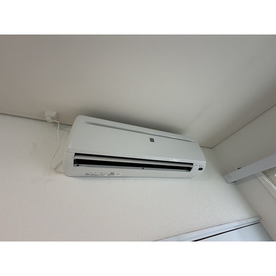 その他設備　冷房専用のエアコンです。