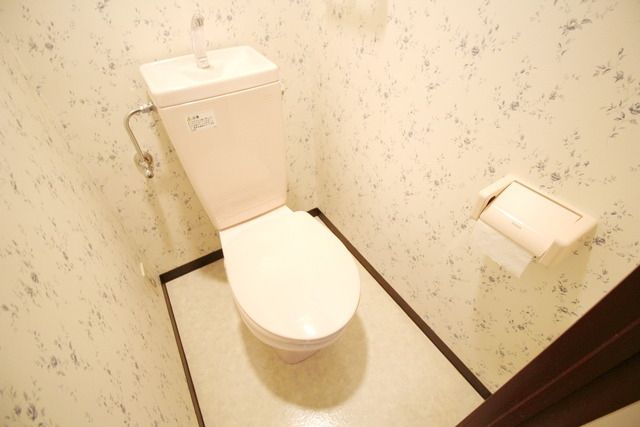 トイレ　★清潔感のあるトイレです★