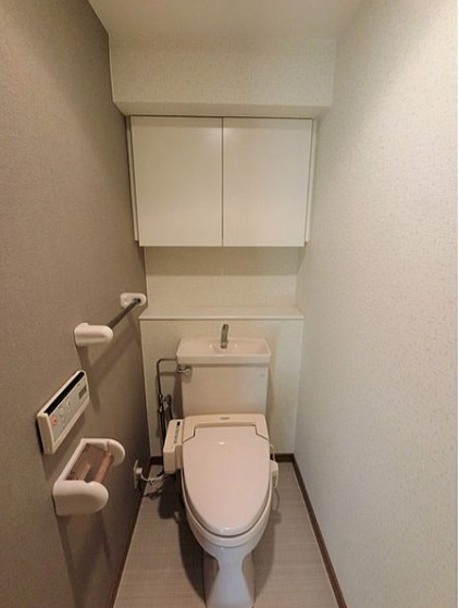トイレ　写真は同タイプ住居です。