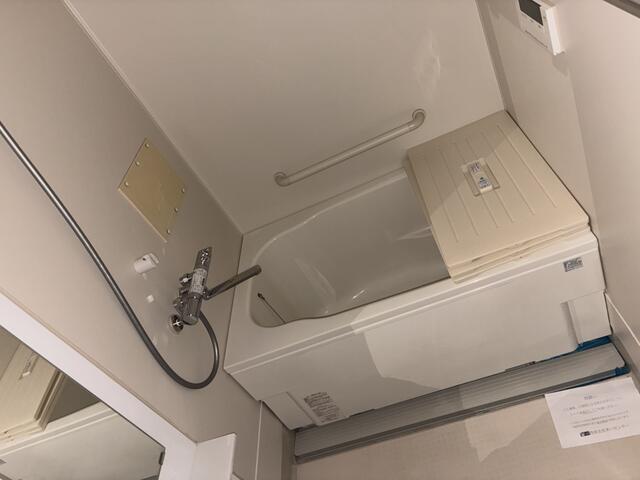 バス・シャワールーム　追い焚き機能を備えています。