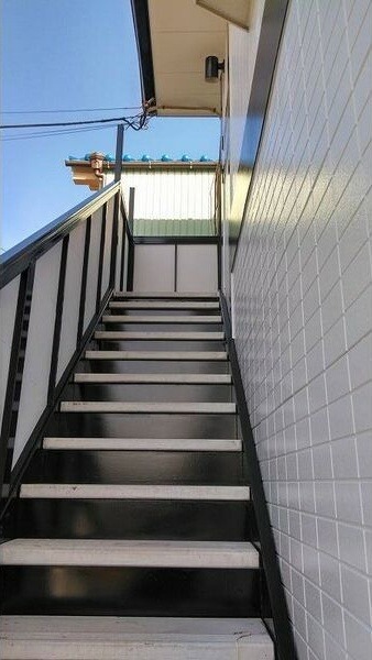 地下鉄東山線 岩塚駅 徒歩6分 2階建 築37年の外観写真