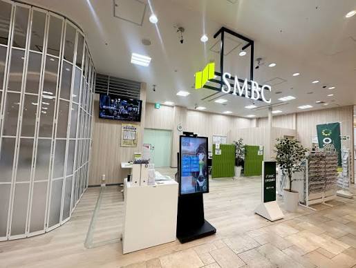 銀行　三井住友銀行御影クラッセ店（銀行）まで400m